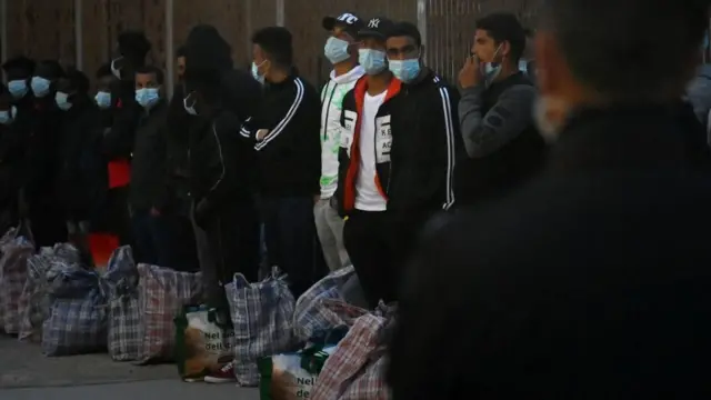 گروهی از مهاجران تونسی در ایتالیا