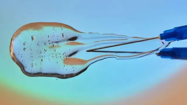 فِلرز ہائیلورونک ایسڈ کے مالیکیولز ہیں