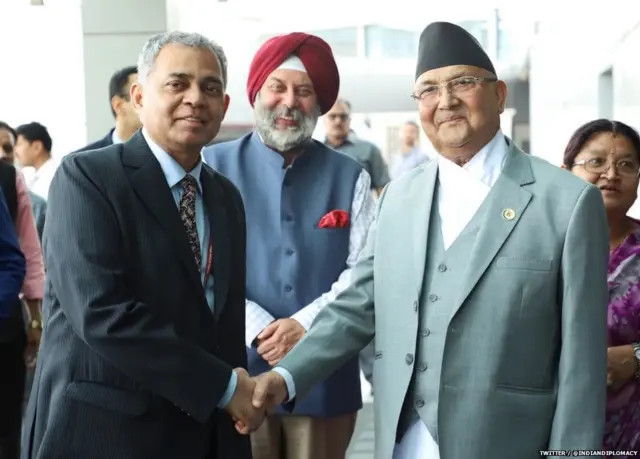 नेपाळचे पंतप्रधान के. पी. शर्मा ओळी