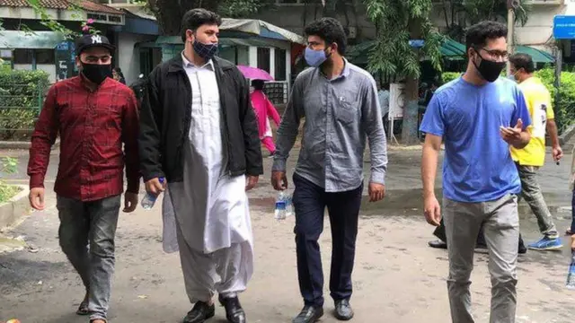 पुण्यातील आबेदा इनामदार महाविद्यालयात अफगाणिस्तानातील काही विद्यार्थी शिक्षण घेत आहेत.