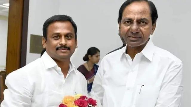 శ్రీనివాస్