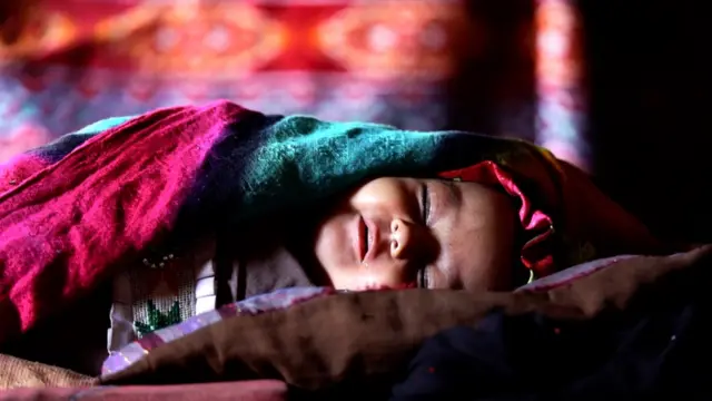 अफगाणिस्तान, लहान मुलगी