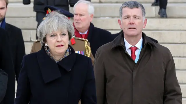 Theresa May və Richard Moore