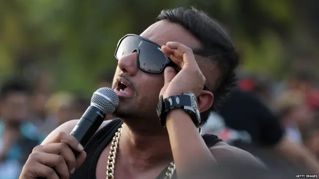 ਹਨੀ ਸਿੰਘ, ਸਿਮਰ ਕੌਰ