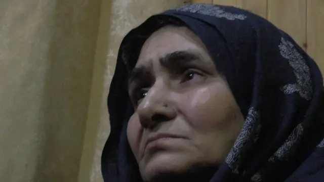 તારીક અહેમદ ખાનની મા હામીદા