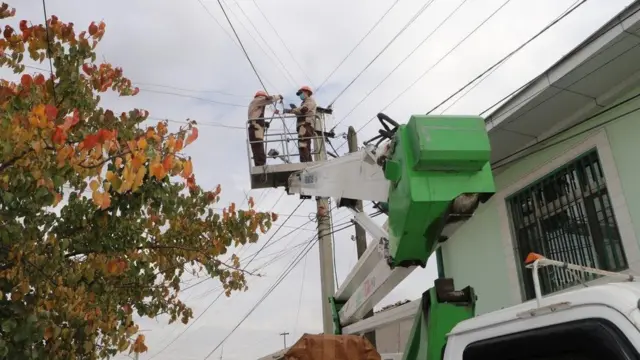 Электр усталари