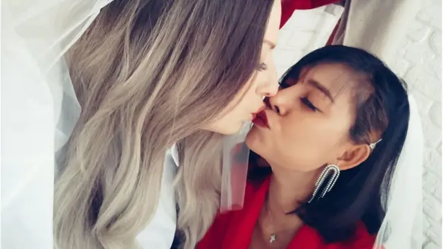 เลิฟเจน