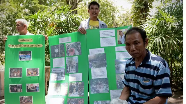 เพื่อนบ้านของนายเด่น คำแหล้