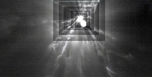 மோதலுக்கு பின் லிசியாக்யூப் விண்கலம் எடுத்த படம்