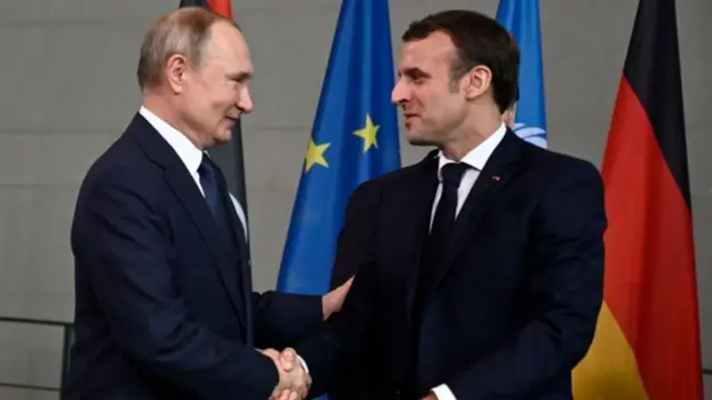 Владимир Путин и Эммануаэль Макрон, 19 января 2020 года