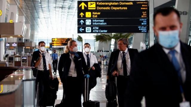 Virus Corona: Bandara Soekarno Hatta Dipadati Penumpang, 'disengaja ...