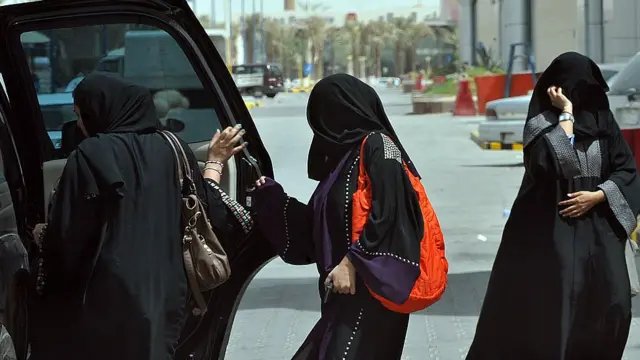 સાઉદી મહિલાની પ્રતીકાત્મક તસવીર