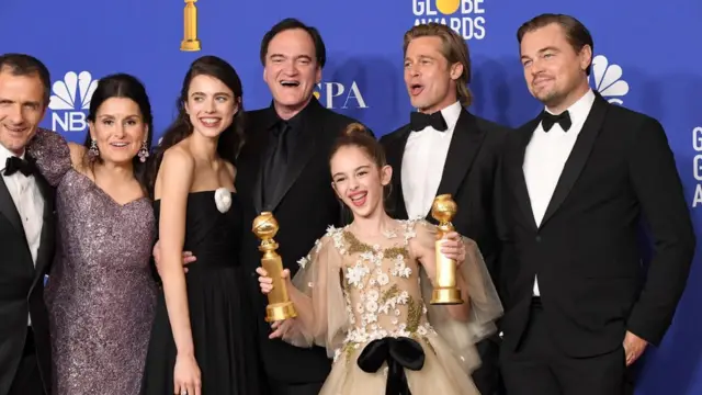 Quentin Tarantino'nun yönettiği ve Brad Pitt ile Leonardo DiCaprio'nun oynadığı "Bir Zamanlar Hollywood'da" filmi komedi veya müzikal dalında en iyi film ve en iyi senaryo ödüllerini aldı.