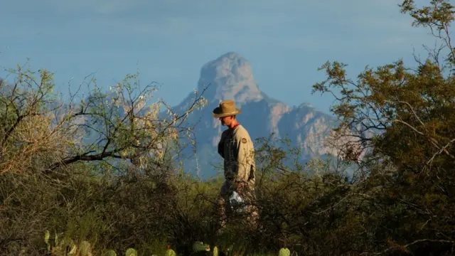 La Nación Tohono O'odham en el sur de Arizona y el norte de Sonora, dentro del Desierto de Altar.