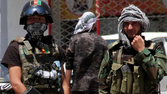 মার্কিন সৈন্যরা আফগানিস্তান ছাড়ার পর থেকেই আফগান সেনাবাহিনীও বিরুদ্ধে আক্রমণ জোরদার করেছে তালেবান