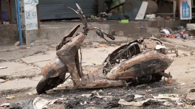 Ўт қўйилган скутер