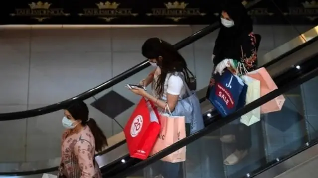 पाकिस्तान में जनजीवन सामान्य होने लगा है