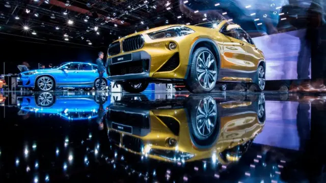 غرفه ب ام و در نمایشگاه امسال دیترویت هم نسبت به سالهای قبل سادهتر بود