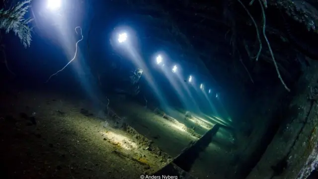 Foto Foto Bangkai Pesawat Dan Kapal Karam Yang Mengerikan Di Bawah Laut