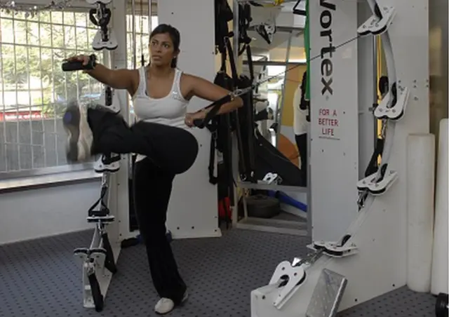 జిమ్‌లో మహిళ