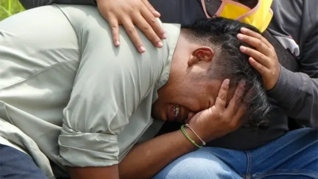 Keluarga korban virus corona di Jakarta.