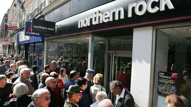 Corrida para retirar dinheiro do Northern Rock