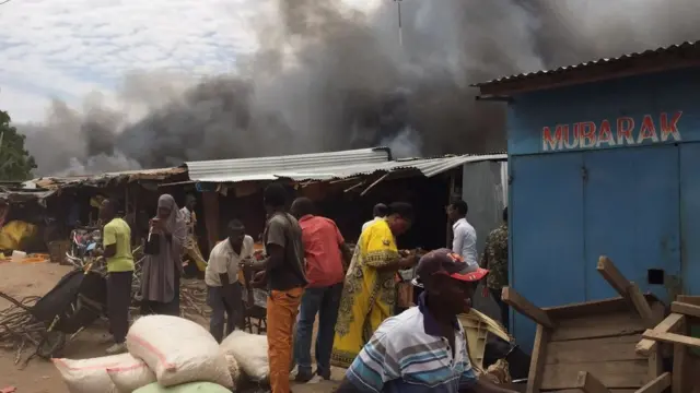 Suuq Muqdi oo gubanaya