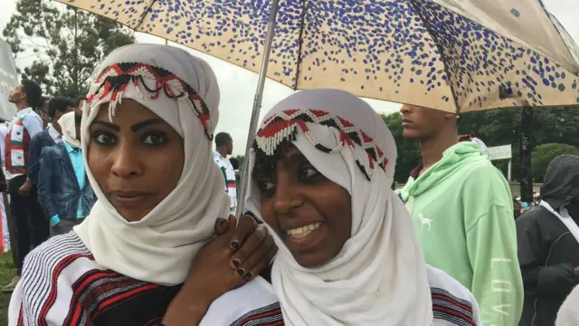 Shamarran dibaabee qabatanii deeman.