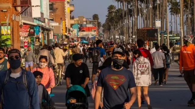 Un paseo marítimo en California