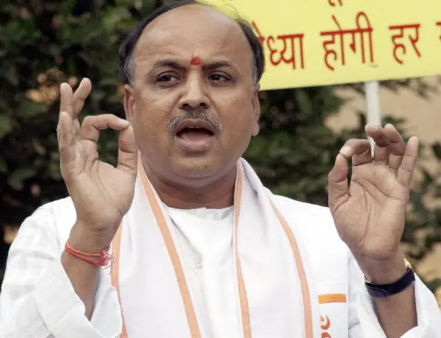 ડૉ. પ્રવીણ તોગડિયાની તસવીર