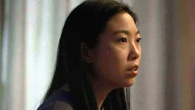 Akvafina kao Bili u tragikomediji The Farewell iz 2019, u kojoj je primorana da potisne emocije