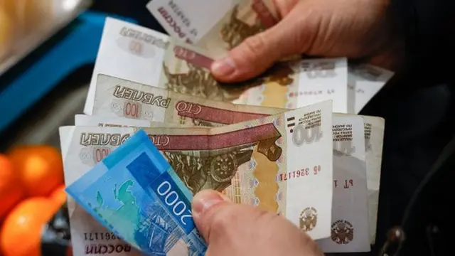 Đồng rouble mất giá