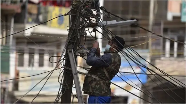 अव्यवस्थित विद्युतीकरणका कारण पनि जोखिम बढेको बताइन्छ