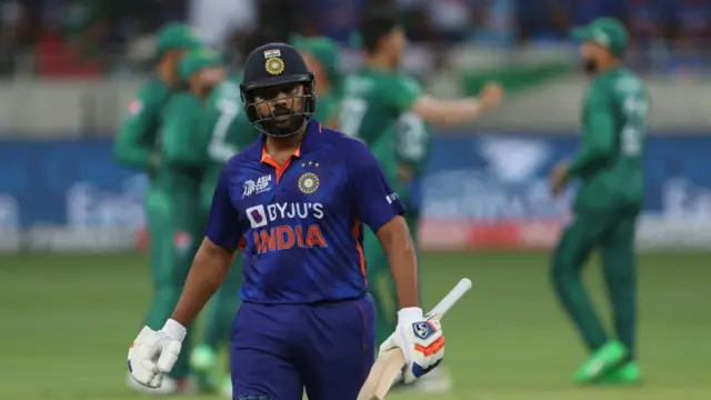 रोहित शर्मा