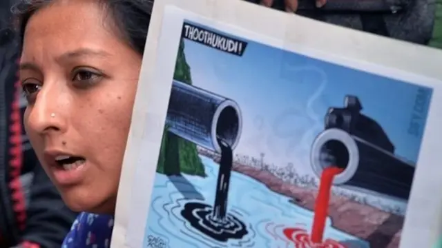 11 பேர் பணியிட மாற்றம்