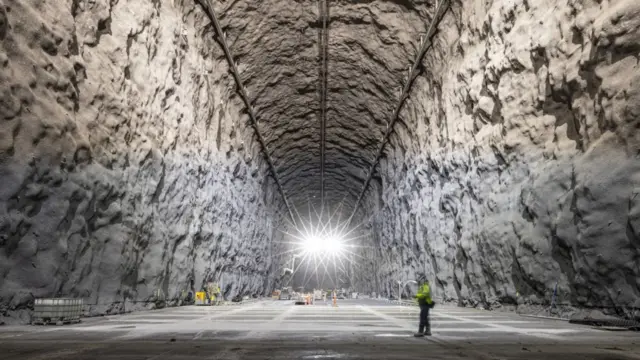 Holqa saayintiistotni qopheessan