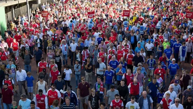 Як поводяться вболівальники