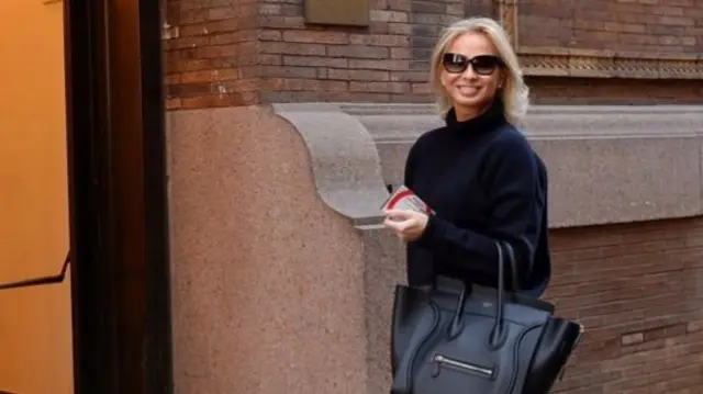 المحققون استجوبوا عشيقته السابقة كورينا تسو زاين-فيتغنشتاين