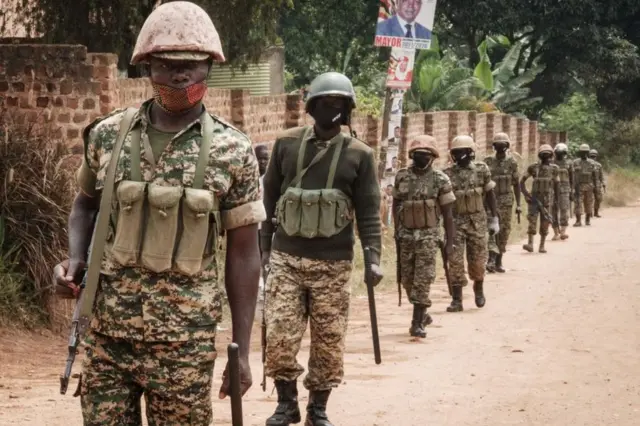 Ugandan soldiers