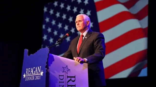 Mike Pence asaala Donald Trump dịka o zoghi ọnụ ma ncha.