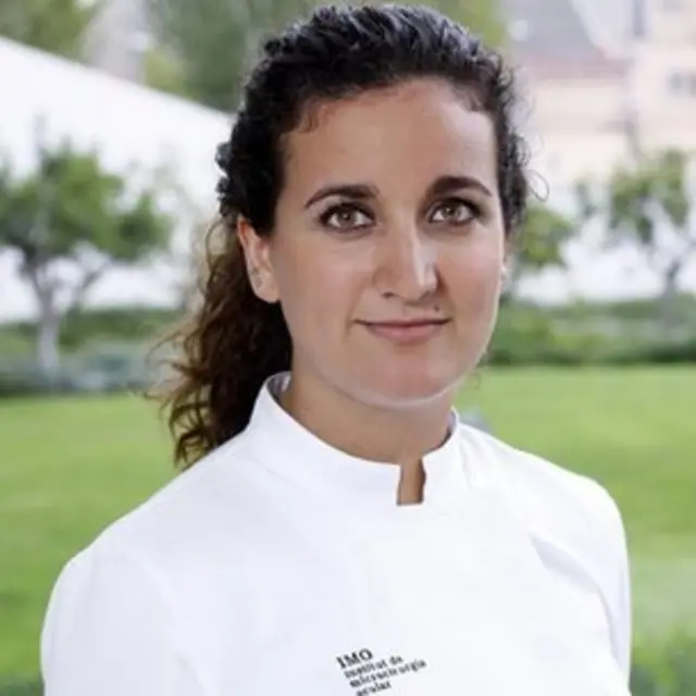 Laura Alonso, optometrista del Instituto de Microcirugía Ocular de Barcelona