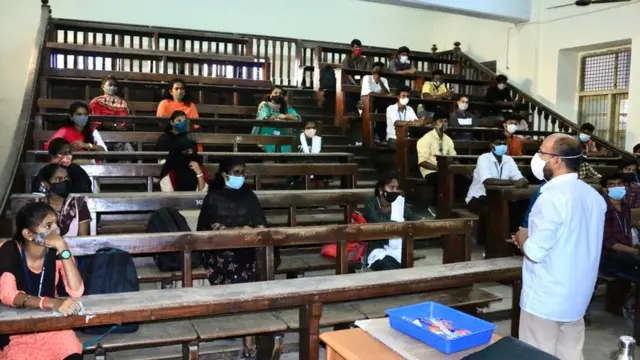 கோவை கல்லூரி