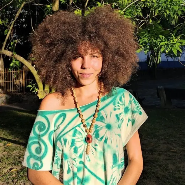 Julia Borges, 23 ans, étudiante en agriculture et en ingénierie à Recife, dit qu'elle ne veut pas avoir d'enfants pour l'avenir de la planète.