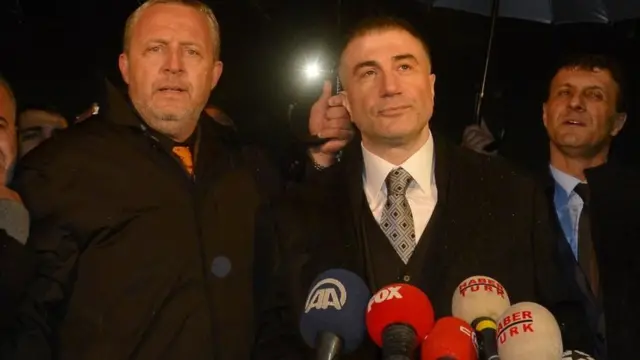 زعيم المافيا سادات بكر