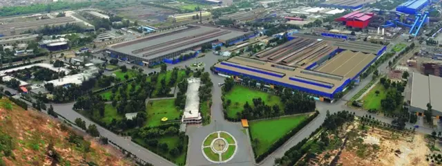 اولین کارخانه نورد فولاد ایران سال ۱۳۴۲ در اهواز تأسیس شد و بعد از انقلاب نام آن به گروه ملی صنعتی فولاد ایران تغییر کرد