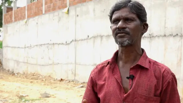 மேட்டுப்பாளையம் 'தீண்டாமை சுவர்' விழுந்து ஓராண்டு: இன்னும் தெருவில் வாழும் தலித் மக்கள்