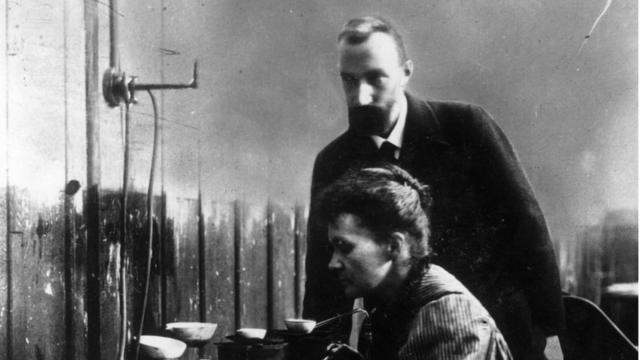 Marie Curie e o marido, Pierre Curie