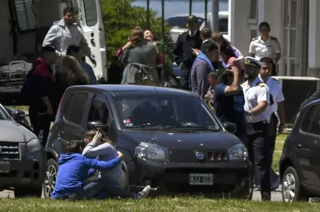 Родственники подводников
