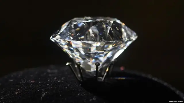 ਹੈਦਰਾਬਾਦ ਆਪਣੇ ਹੀਰਿਆਂ ਦੀ ਖਾਨਾਂ ਲਈ ਵੀ ਪ੍ਰਸਿੱਧ ਸੀ