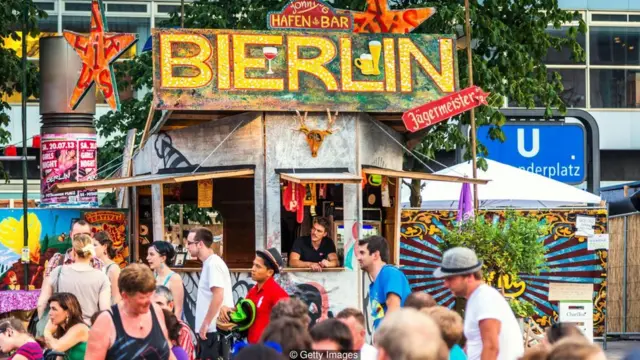 根据德意志银行最近的一份报告，自2009年以来，德国主要城市的房价上涨了80%，房租也在涨